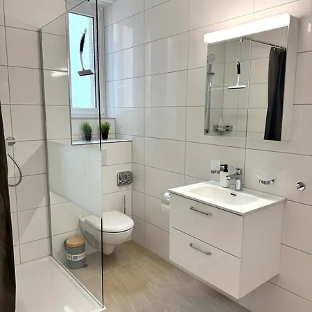 Apartman Modernes, Renoviertes Naehe Dem Zentrum Kostenloses Parken *