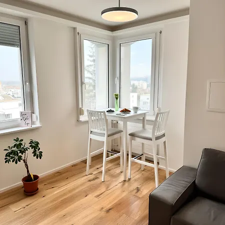 Apartman Modernes, Renoviertes Naehe Dem Zentrum Kostenloses Parken *